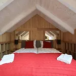 Villa Grandeur With Sauna & Jacuzzi In Durbuy