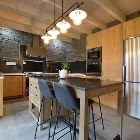 Grandeur With Sauna Jacuzzi In