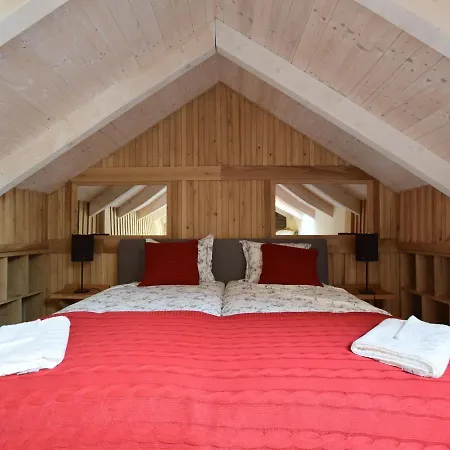 Grandeur With Sauna Jacuzzi In