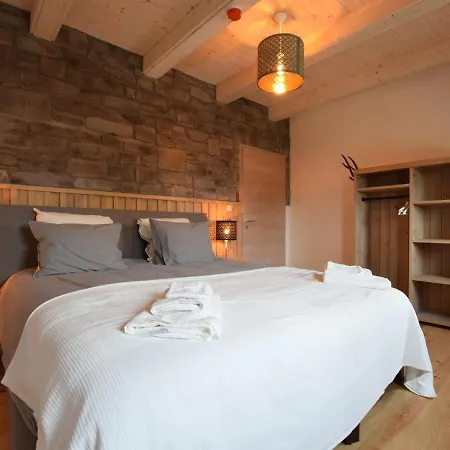 Grandeur With Sauna Jacuzzi In * دربي