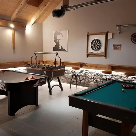 Grandeur With Sauna & Jacuzzi In * Durbuy